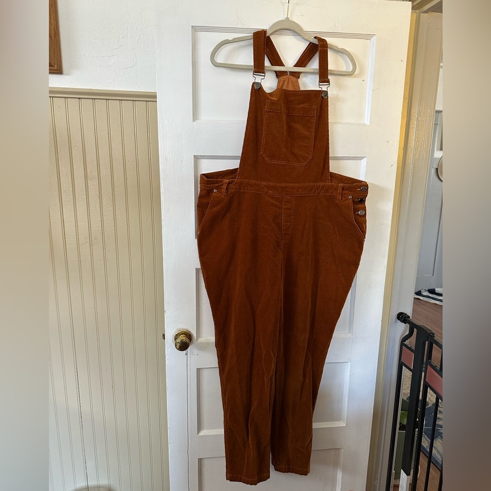 ModCloth Corduroy Rust colored Overalls